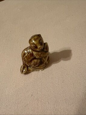 Vintage Wade Beaver Figurine Decorative Accent